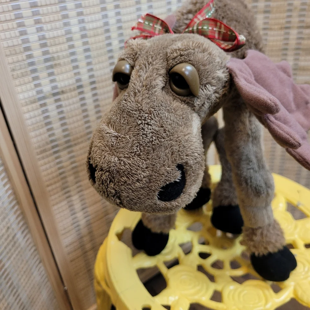 Bearfoots Moose plush toy - Picture 8 of 10